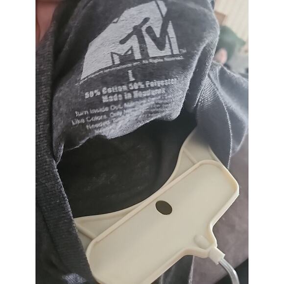 MTV Christmas Mens T Shirt Large NWT A116 Excellent Music Television - Picture 4 of 4